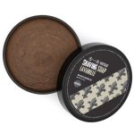 Rakskum i svart burk